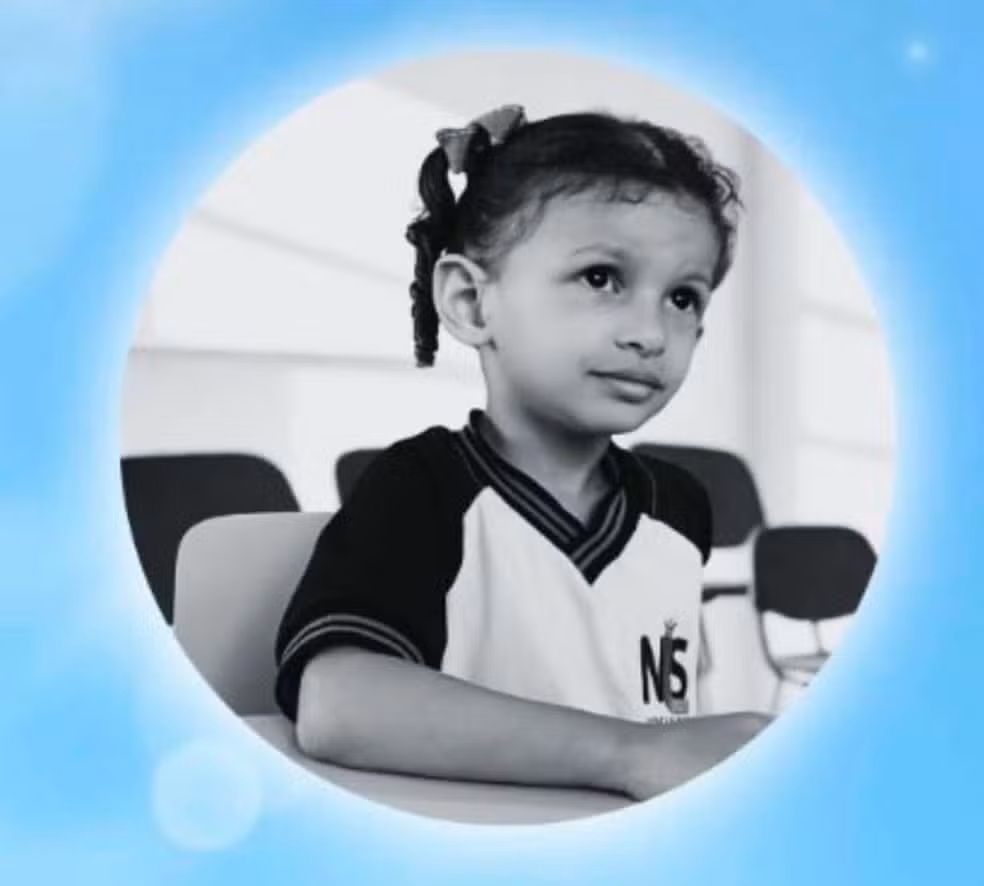 Criança de 3 anos morre afogada em piscina, em Campina Grande