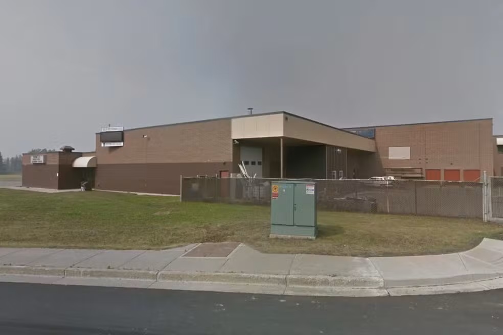 Ataque a tiros em escola e casa deixa 9 mortos e 25 feridos no Canadá; atiradora também morreu