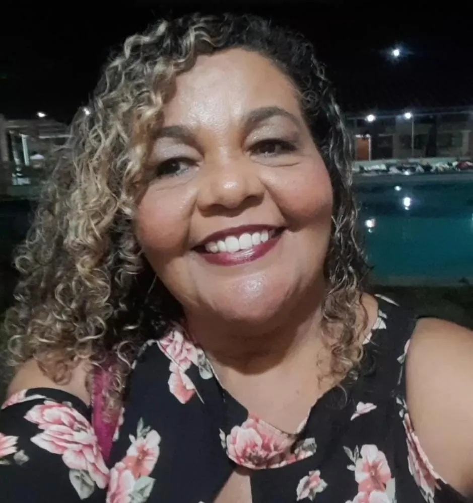 Coletivo de leitura, biblioteca e Associação promovem rifa solidária em apoio à jornalista Carmen Dolores